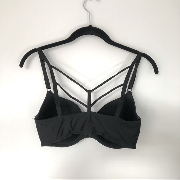 VS Front Closure Strappy Back - Picture 2 of 4
